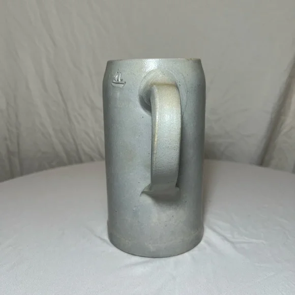 Vintage 1970s Hofbrauhaus 1L 7" Beer Stein - Made in Germany - EUC - Picture 2 of 5